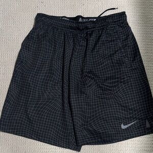 Nike Men's Black and White Athletic Shorts